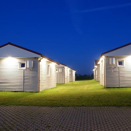 Вилла Cuma Camp Сарбиново Экстерьер фото